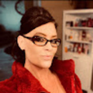 Meet your Posher, Christie